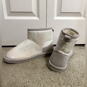 VS PINK Iridescent Pearl Sparkle Slipper Ankle Booties! (UGGstyle)  9/10